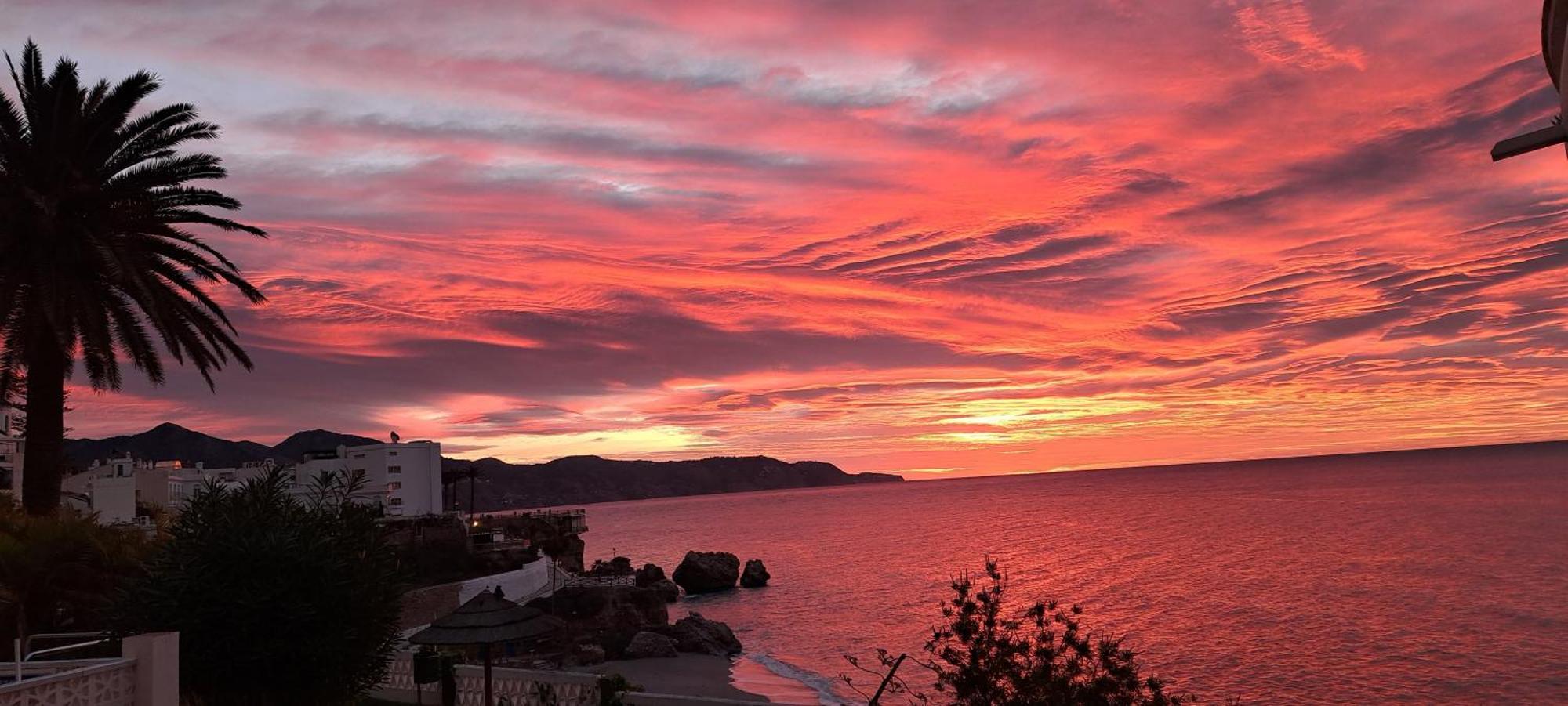 Apartamento Acapulco Playa Beautiful Seaview Nerja Exterior foto
