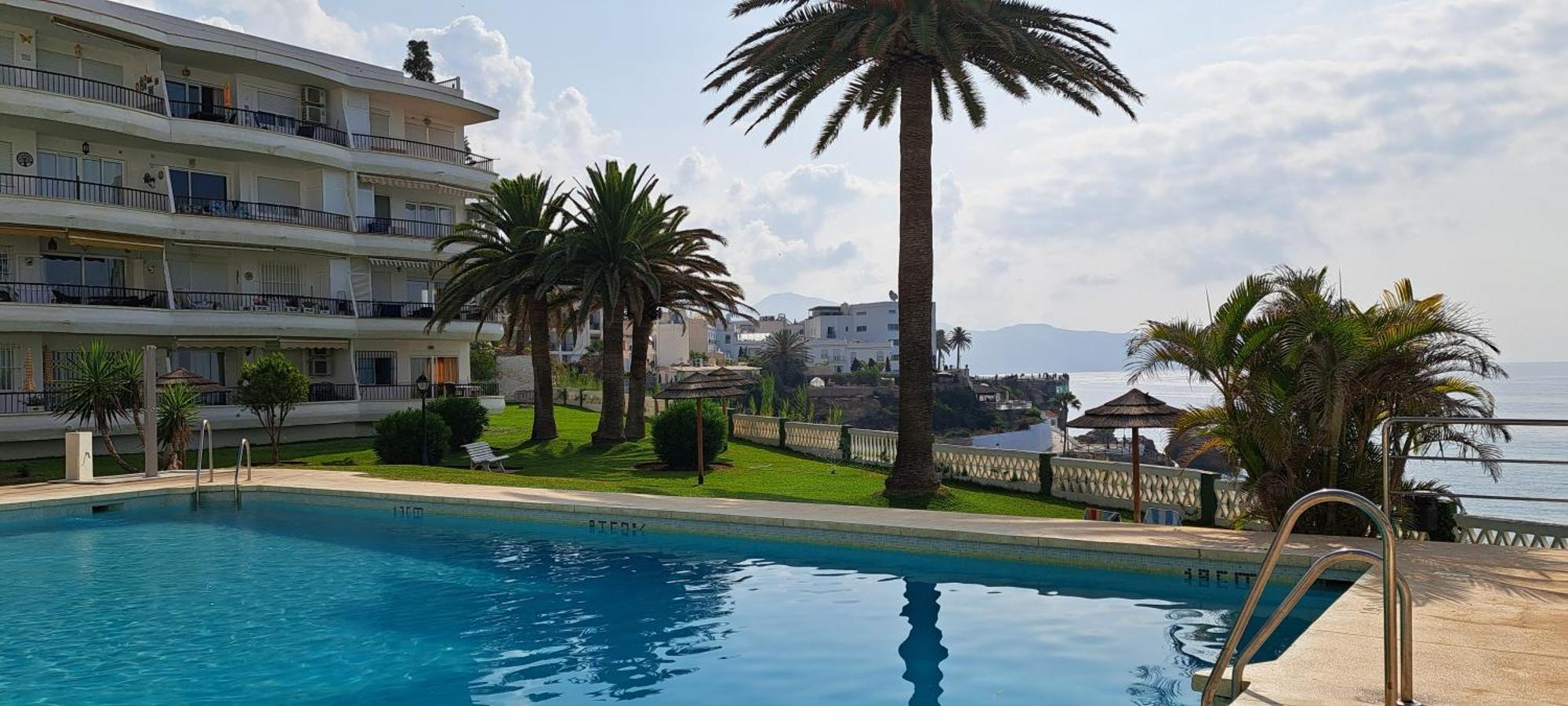 Apartamento Acapulco Playa Beautiful Seaview Nerja Exterior foto
