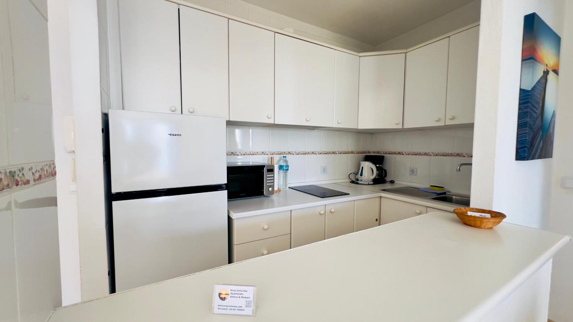 Apartamento Acapulco Playa Beautiful Seaview Nerja Exterior foto